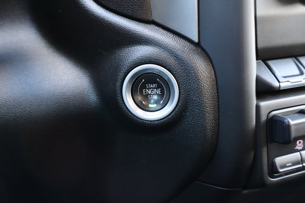 Used 2024 Chevrolet Silverado 2500 Custom w/ Custom Value Package image 13