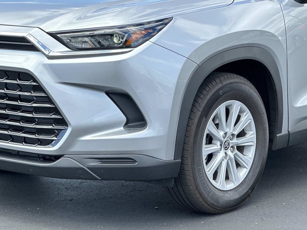 Certified 2026 Toyota Grand Highlander AWD image 8