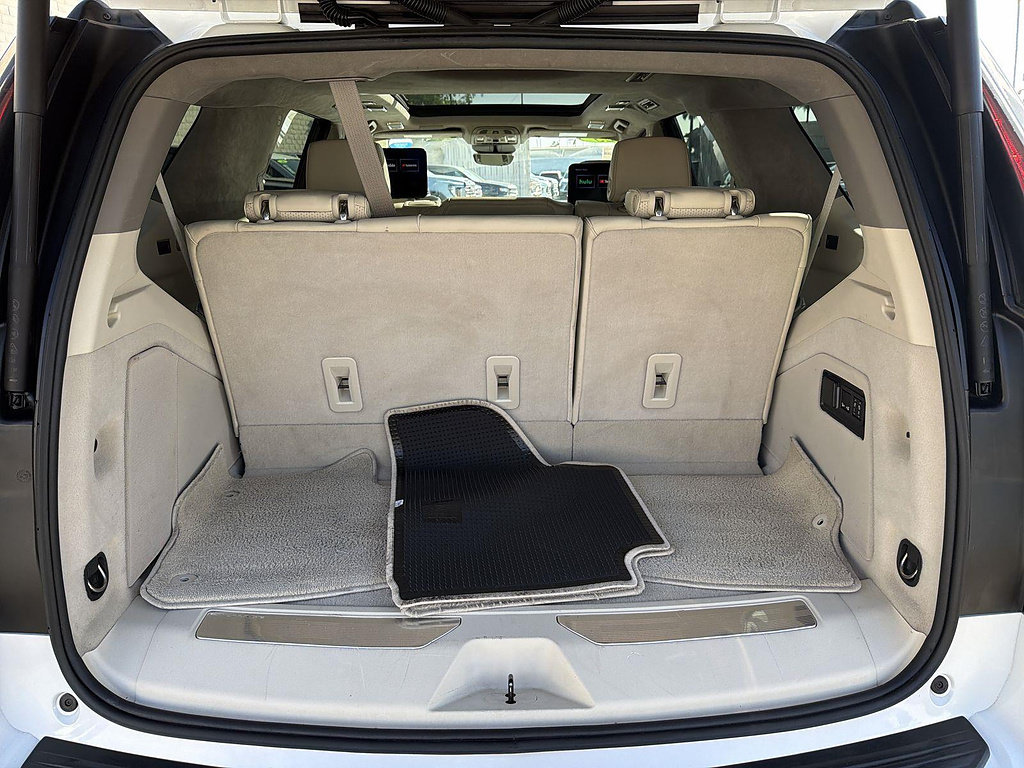 Used 2023 Cadillac Escalade Sport Platinum AWD/4WD image 26