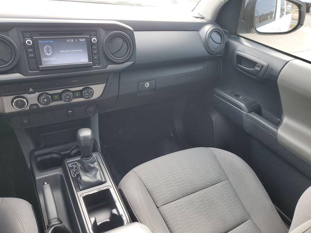 Used 2019 Toyota Tacoma SR image 13
