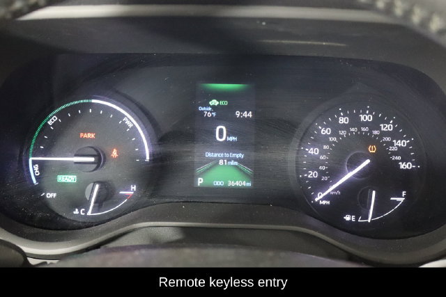Used 2024 Toyota Sienna XLE AWD/4WD image 11