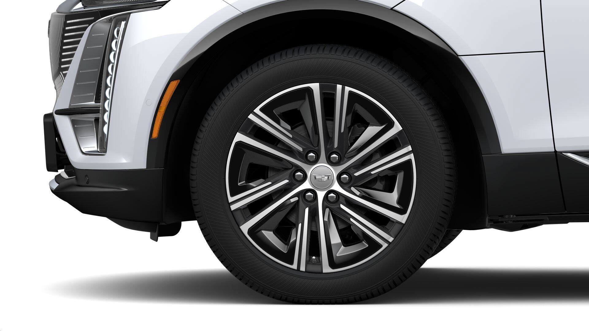 New 2027 Cadillac Lyriq Luxury w/ LPO, Floor Liner Package AWD/4WD image 14