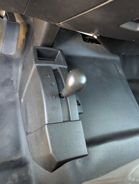 Used 2015 Chevrolet Silverado 2500 W/T AWD/4WD image 16