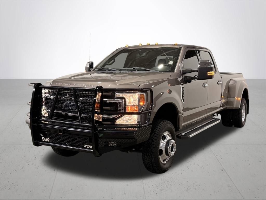 Used 2022 Ford F350 King Ranch w/ Chrome Package image 2