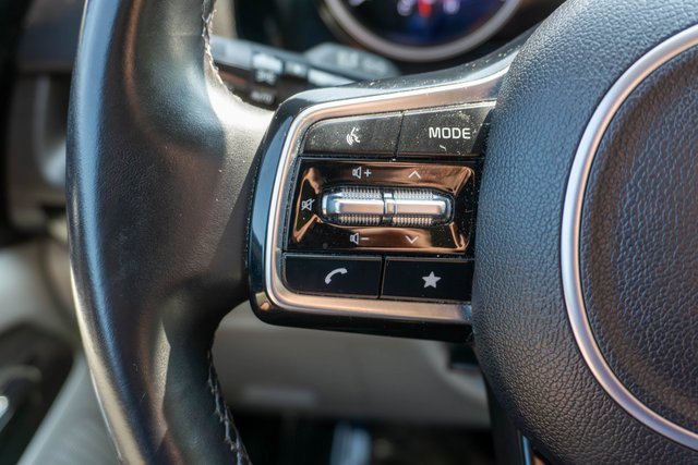 Used 2022 Kia Carnival SX image 31