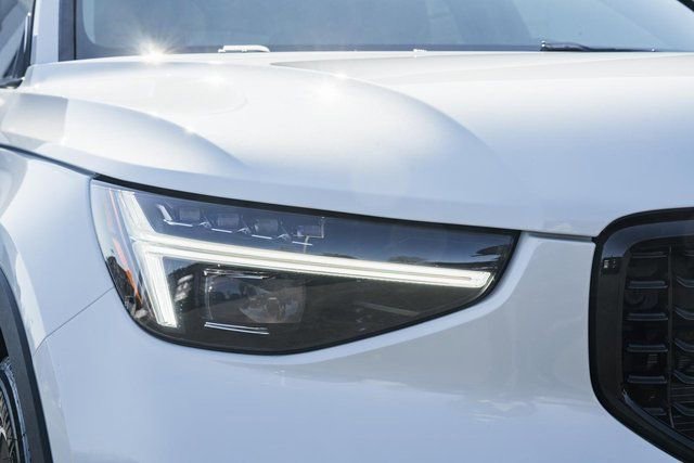 New 2026 Volvo XC40 B5 Plus w/ Protection Package Premier image 13