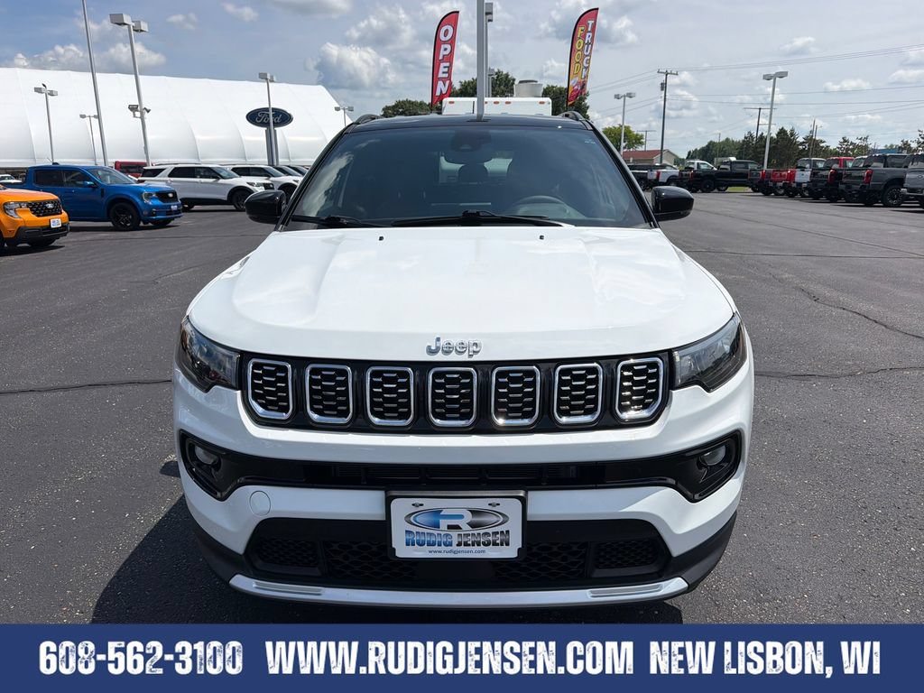 Used 2025 Jeep Compass Limited AWD/4WD image 8