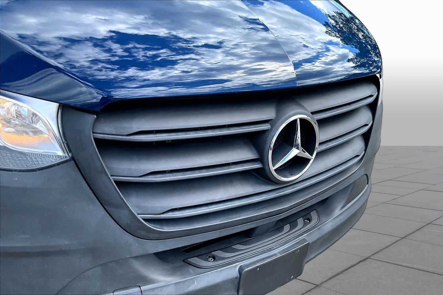 Used 2024 Mercedes-Benz Sprinter 2500 image 28
