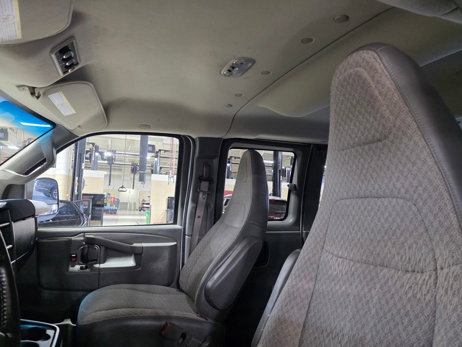 Used 2017 Chevrolet Express 2500 LS image 25