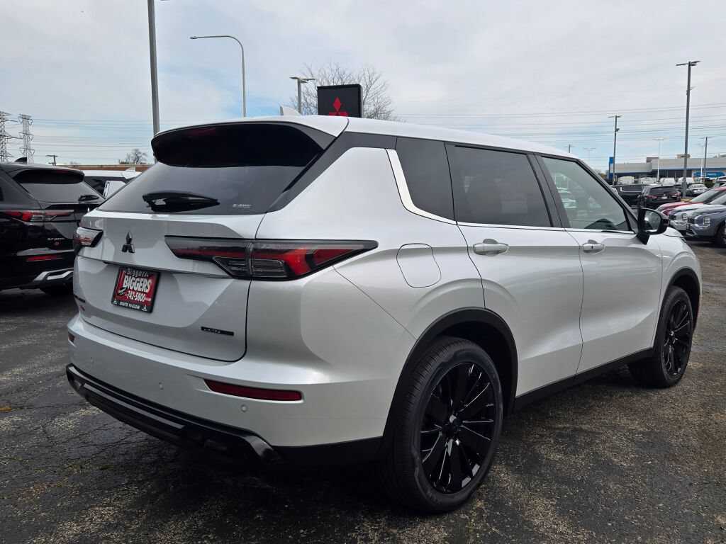 New 2027 Mitsubishi Outlander LE AWD/4WD image 10