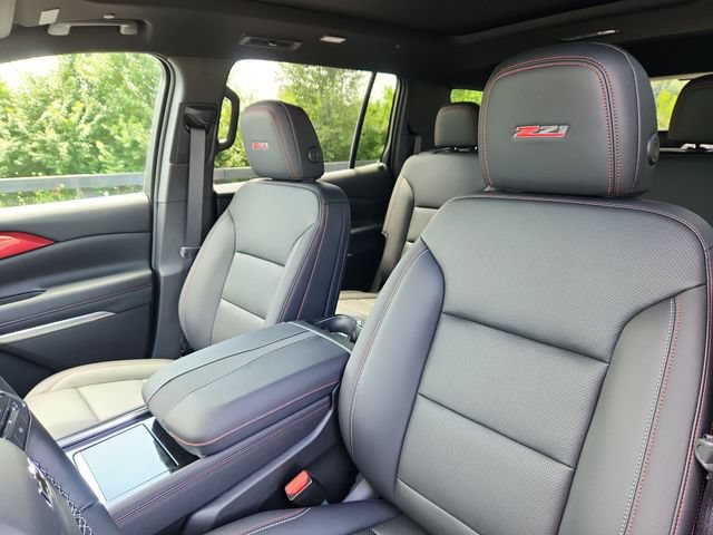 New 2026 Chevrolet Traverse Z71 w/ Enhanced Driving Package AWD/4WD image 13