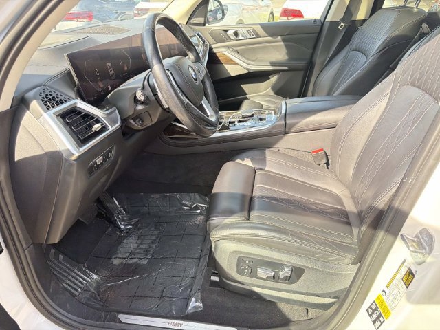 Used 2023 BMW X7 xDrive40i w/ Premium Package AWD/4WD image 19