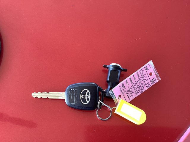 Used 2012 Toyota Camry SE FWD image 22