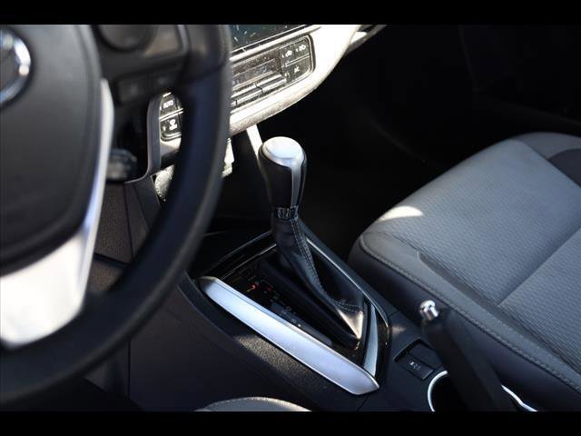 Used 2017 Toyota Corolla LE image 7