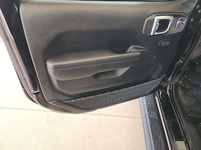 Used 2023 Jeep Wrangler Unlimited Sport w/ Sun And Sound Package AWD/4WD image 30
