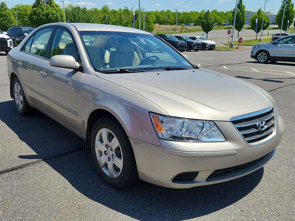 Used 2009 Hyundai Sonata GLS FWD image 2