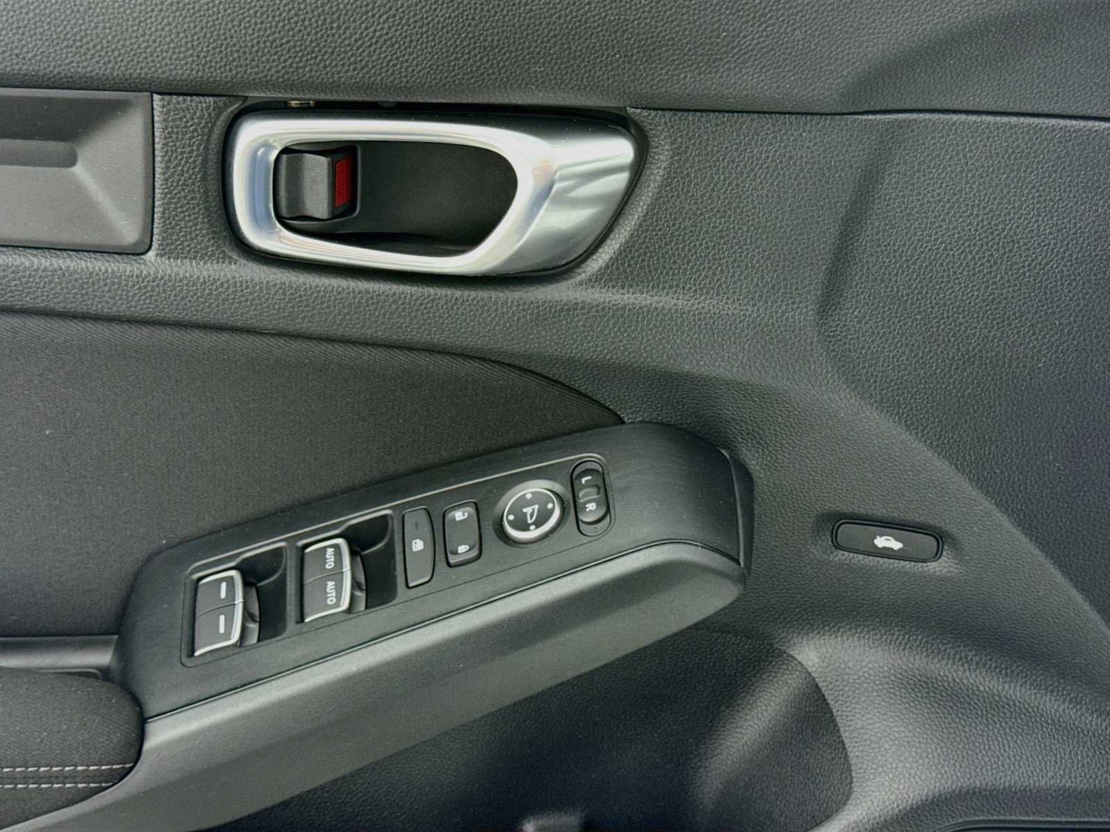 Used 2026 Honda Civic Sport image 17