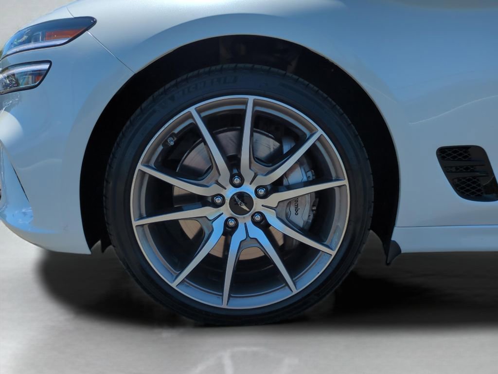 Used 2026 Genesis G70 2.5T RWD image 25