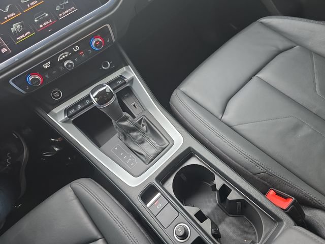 Used 2021 Audi Q3 2.0T Premium w/ Convenience Package AWD/4WD image 27