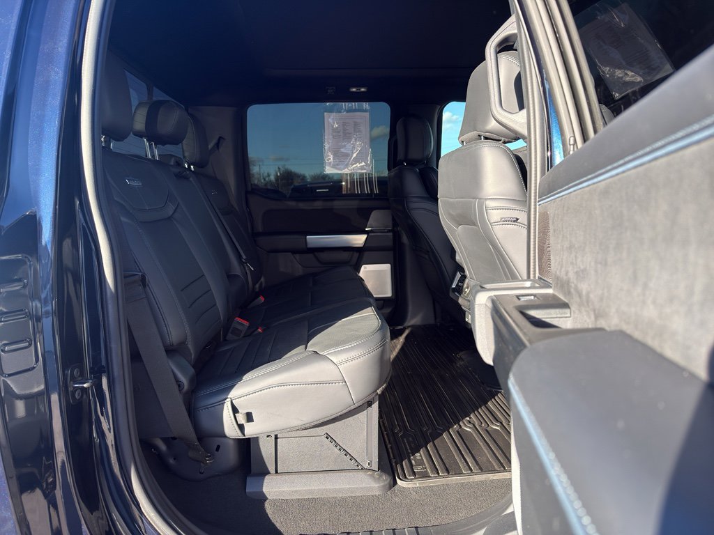 Used 2025 Ford F350 Platinum image 17