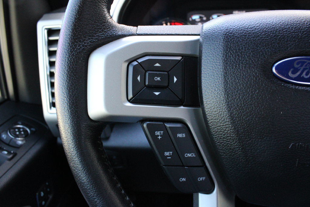 Used 2015 Ford F150 Lariat w/ Equipment Group 502A Luxury AWD/4WD image 12