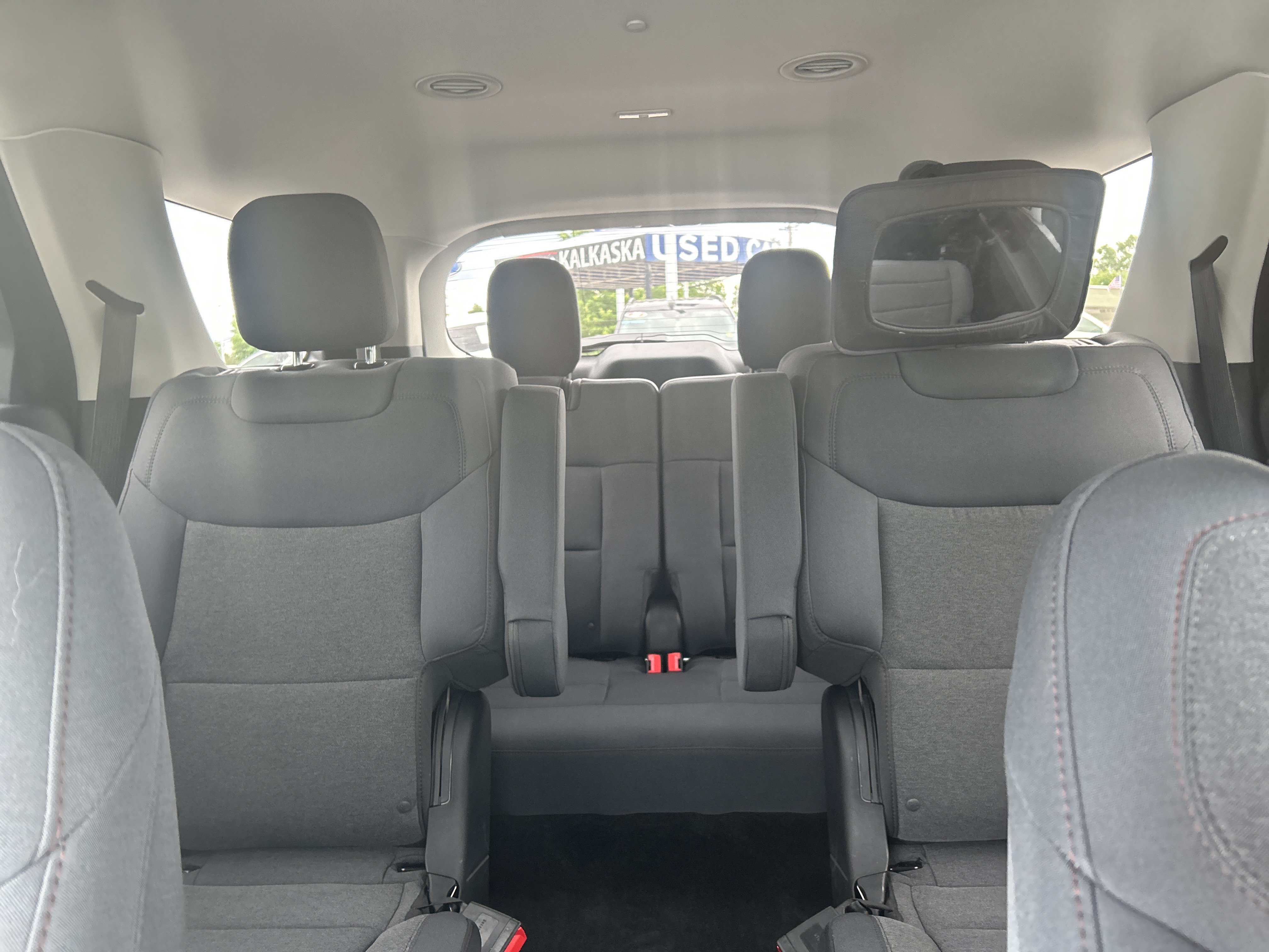 Used 2025 Ford Explorer Active AWD/4WD image 27