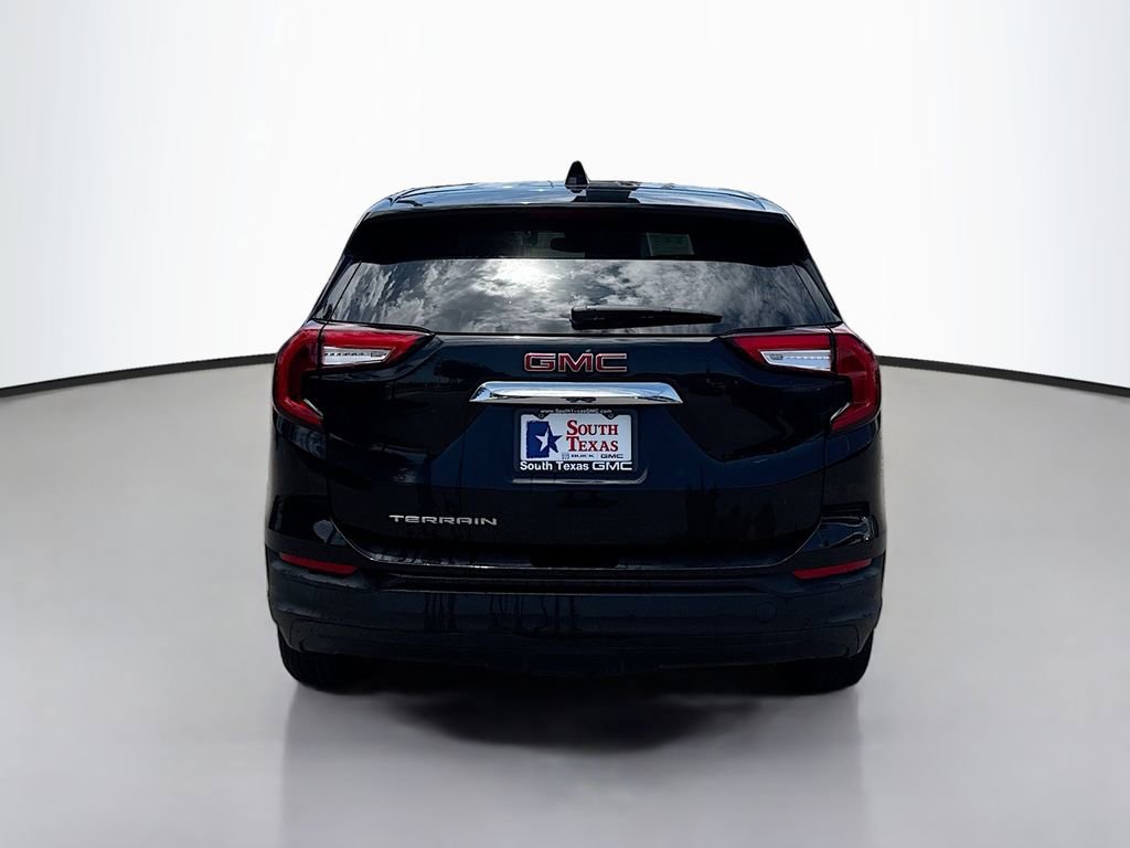Used 2024 GMC Terrain SLE FWD image 6