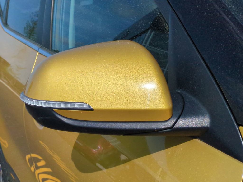 Used 2021 Kia Seltos SX w/ SX Sunroof Package AWD/4WD image 12