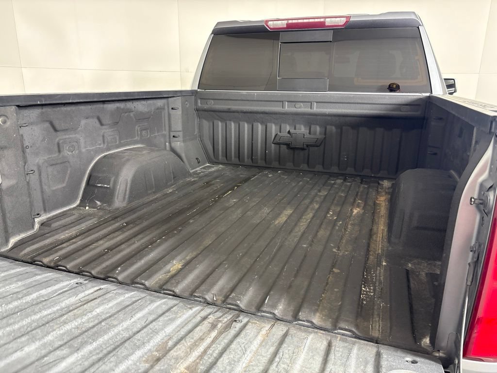 Used 2019 Chevrolet Silverado 1500 LTZ AWD/4WD image 15