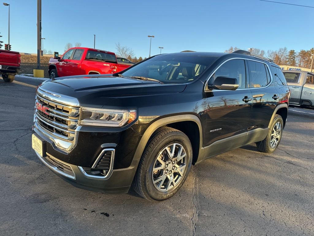 Certified 2023 GMC Acadia SLT w/ Preferred Package image 7
