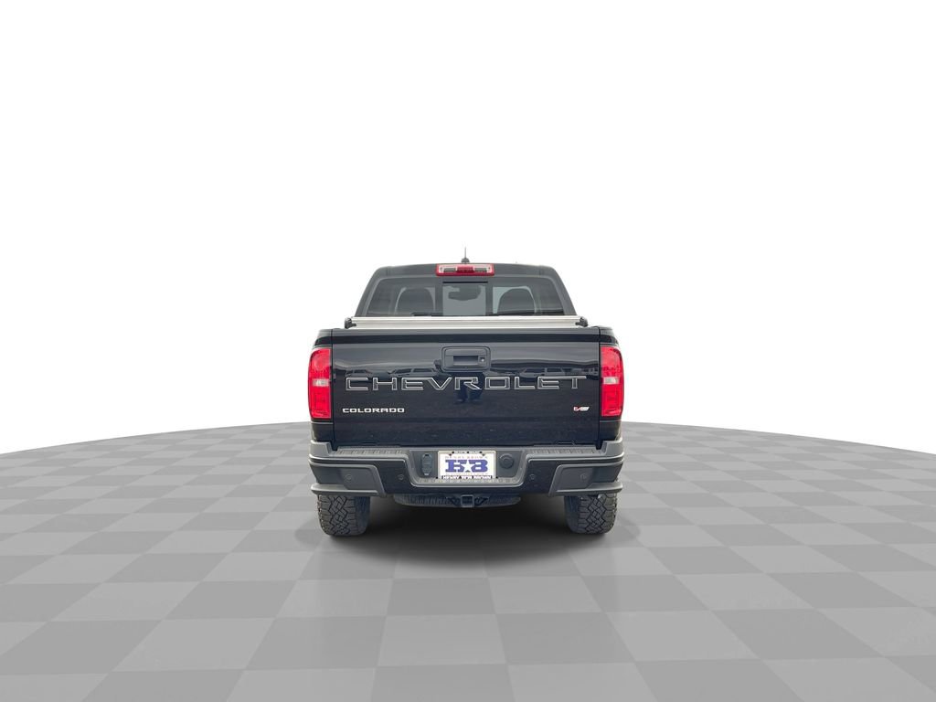 Used 2022 Chevrolet Colorado Z71 w/ Z71 Midnight Edition image 7