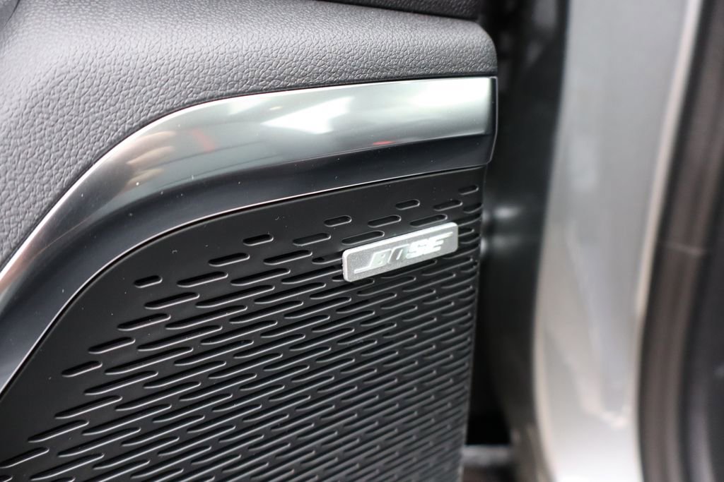 New 2026 Chevrolet Traverse RS image 12