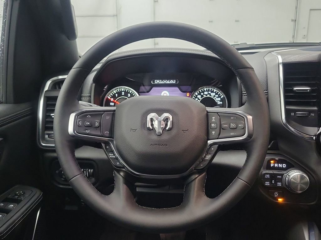 Used 2025 RAM 1500 Laramie AWD/4WD image 11