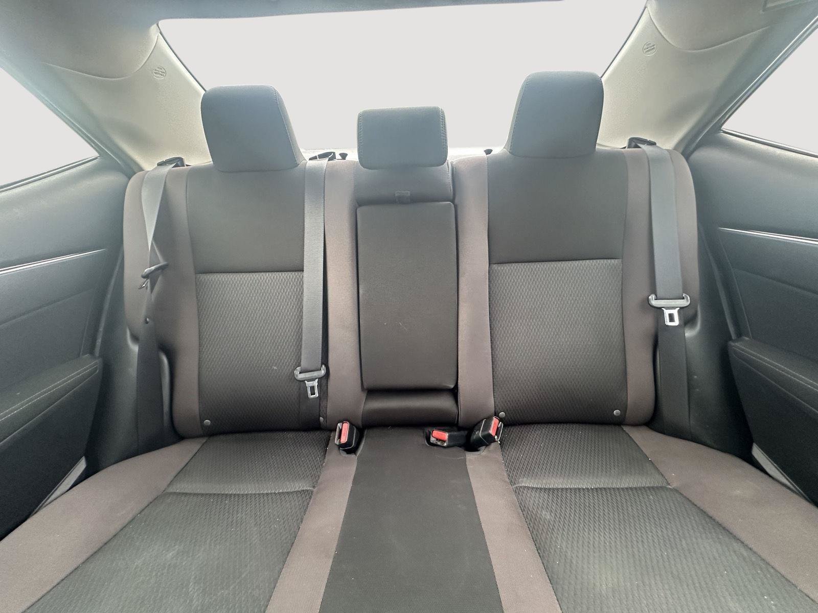 Used 2017 Toyota Corolla LE FWD image 12