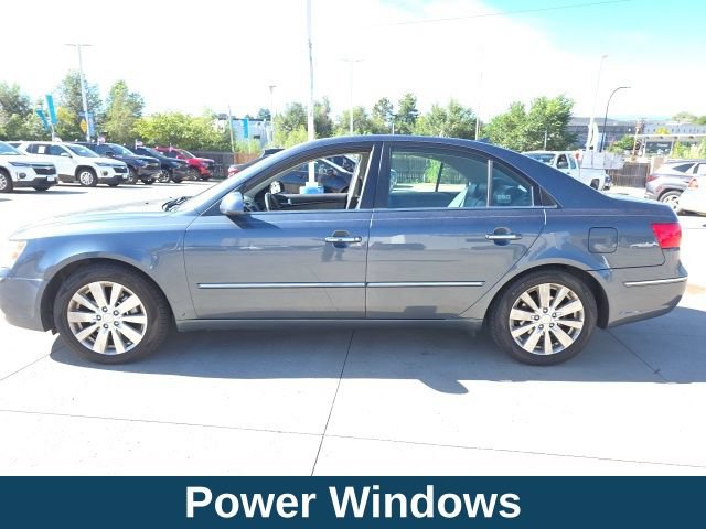 Used 2009 Hyundai Sonata Limited FWD image 10