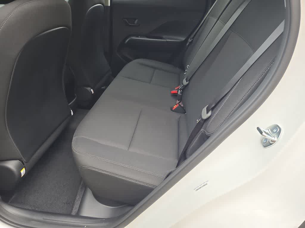 New 2027 Hyundai Kona SE FWD image 20