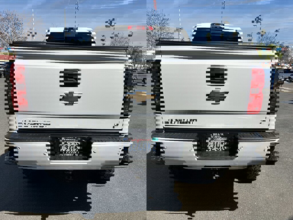 Used 2018 Chevrolet Silverado 1500 LT w/ All Star Edition image 5