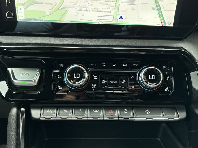 Certified 2025 GMC Sierra 1500 AT4 w/ Technology Package AWD/4WD image 27