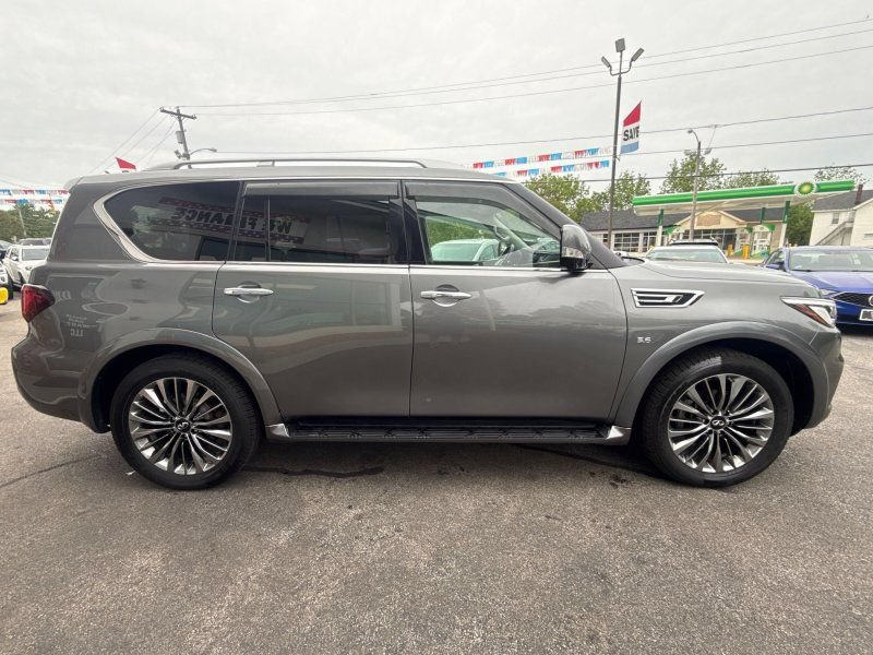 Used 2019 INFINITI QX80 Luxe w/ 22" Wheel Package AWD/4WD image 4