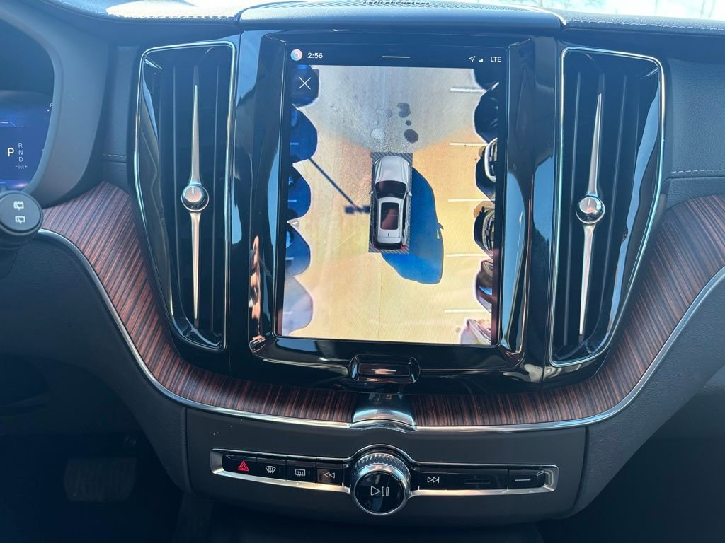 Certified 2024 Volvo XC60 B5 Ultimate w/ Climate Package image 14