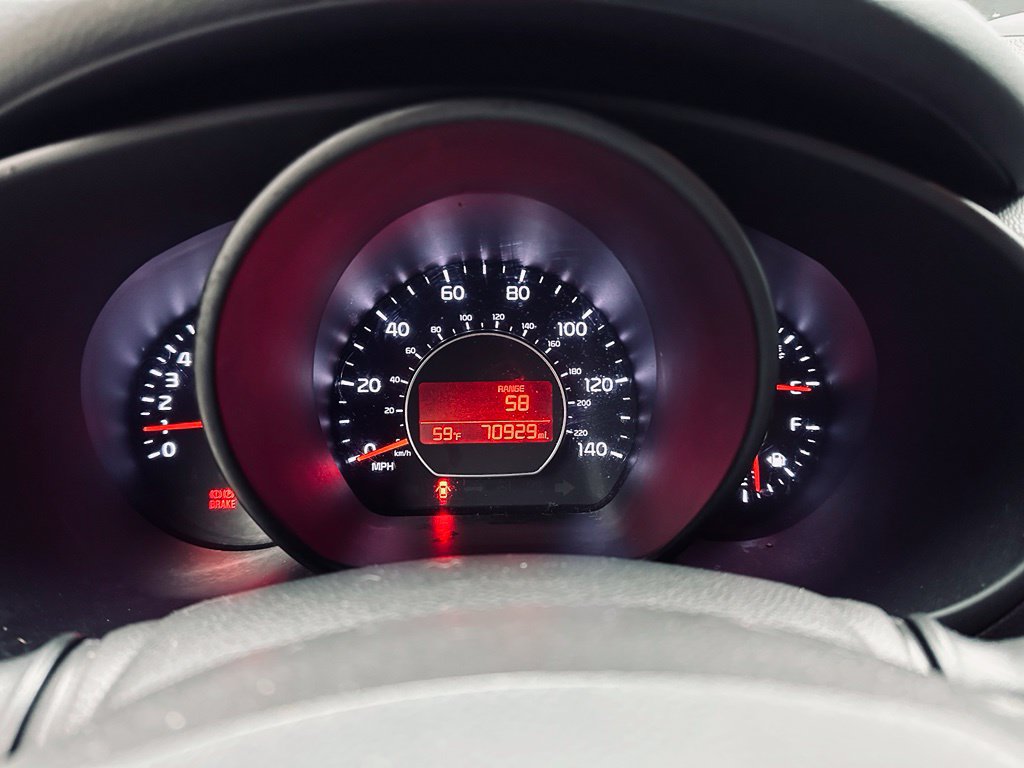 Used 2014 Kia Soul FWD image 30