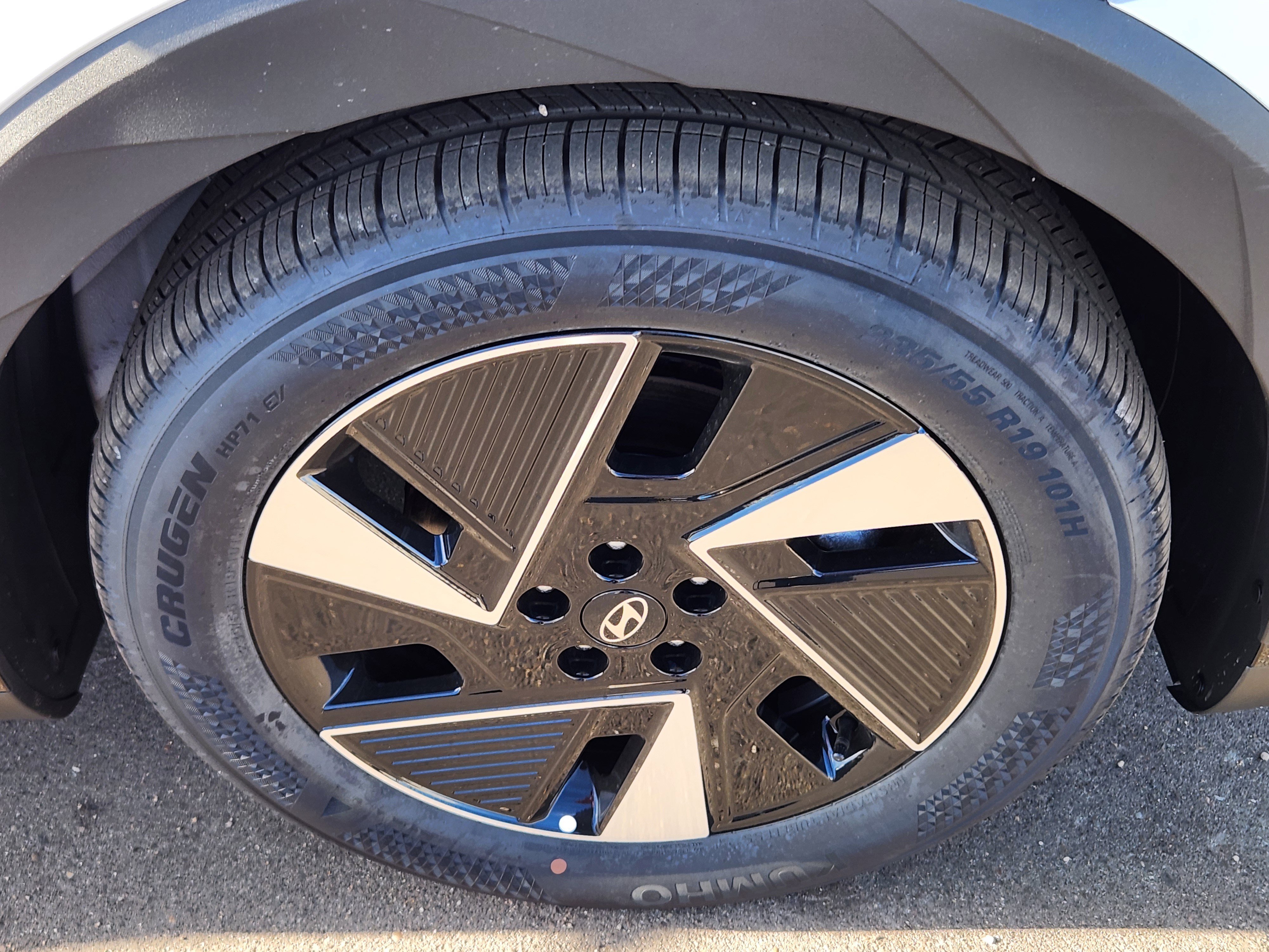 New 2026 Hyundai Ioniq 5 SEL image 16