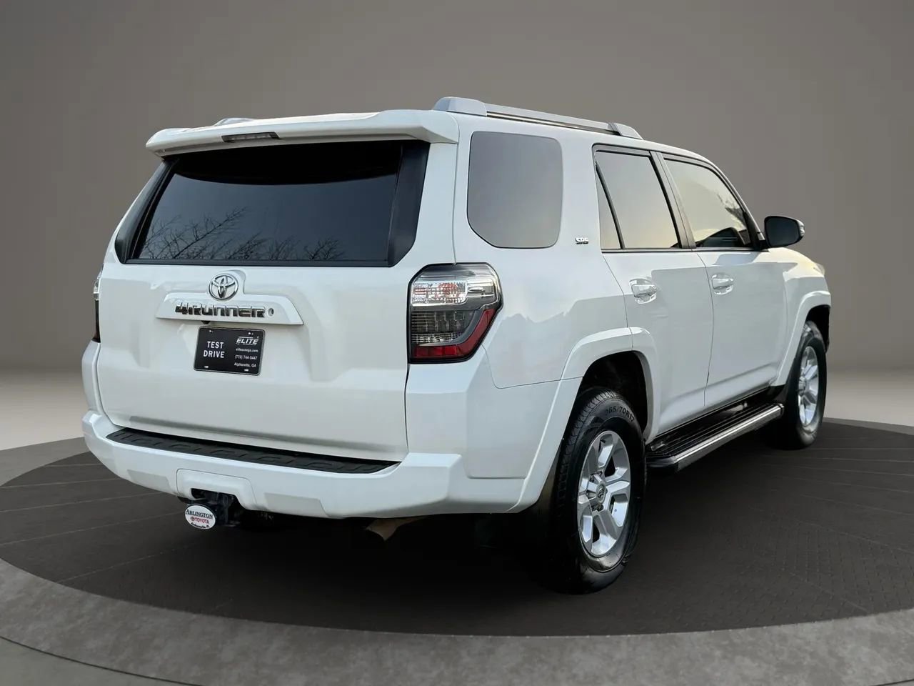 Used 2014 Toyota 4Runner SR5 Premium image 4