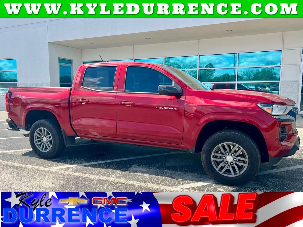 Used 2025 Chevrolet Colorado LT w/ Advanced Trailering Package RWD image 1