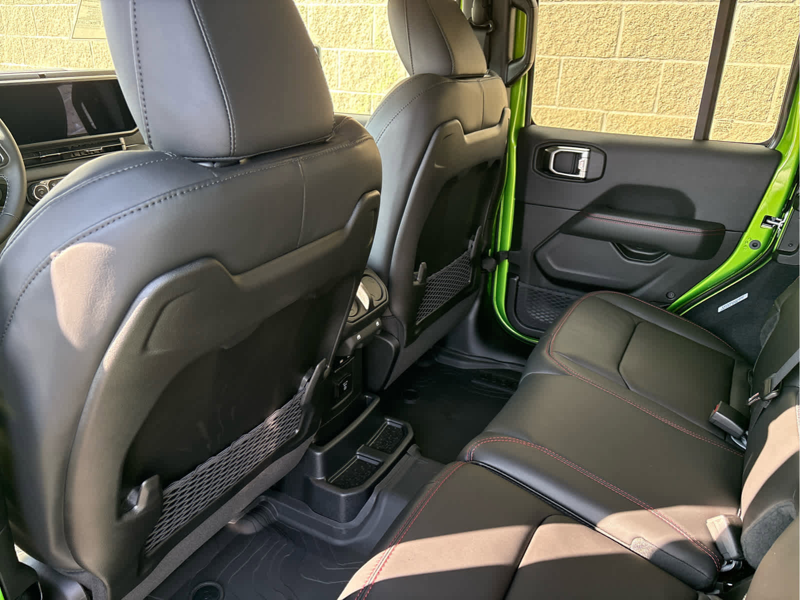 New 2025 Jeep Wrangler Unlimited Rubicon image 23