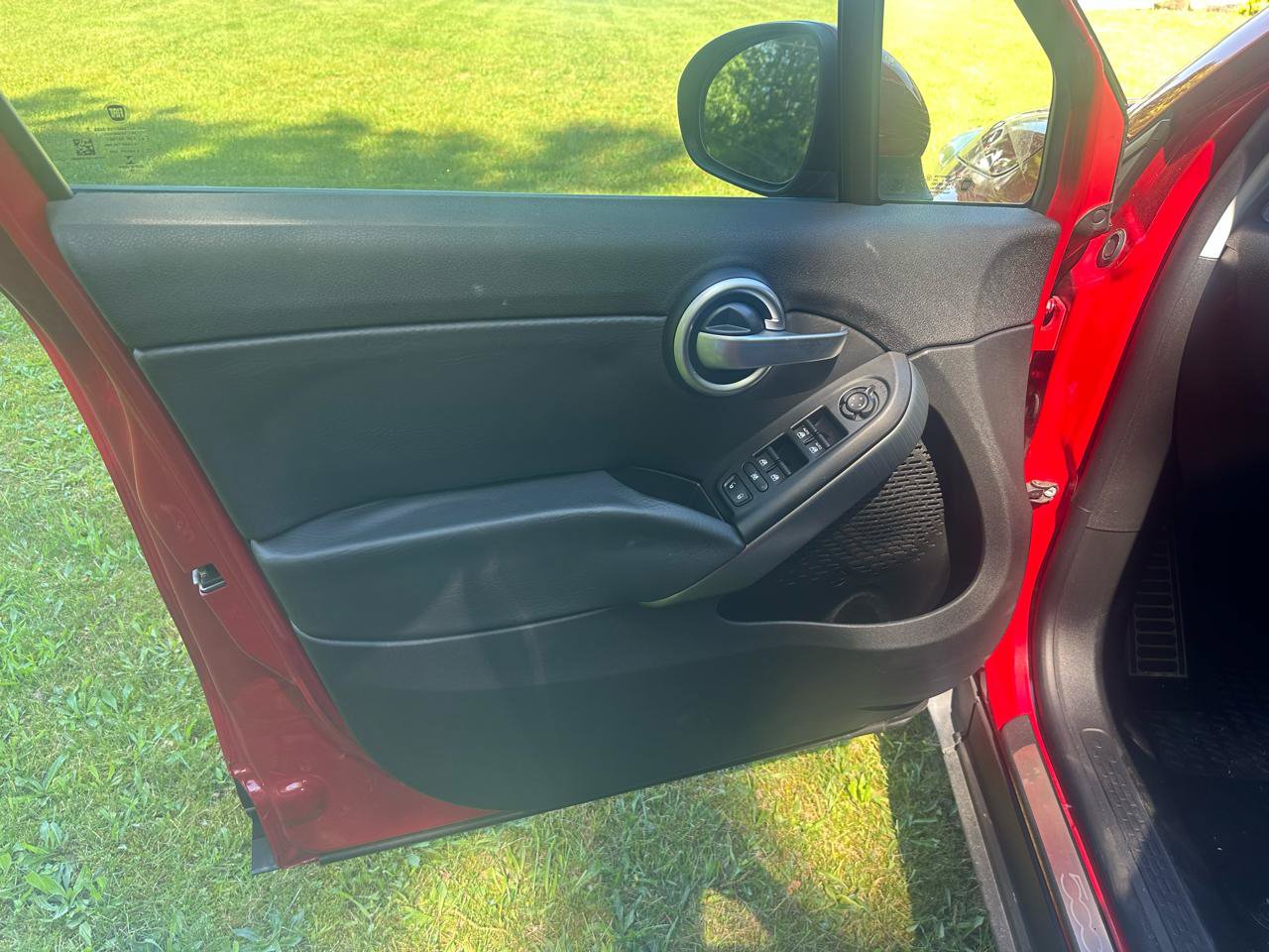 Used 2018 FIAT 500X Lounge FWD image 11