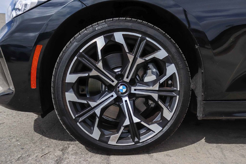 Used 2026 BMW 330i Sedan RWD image 13