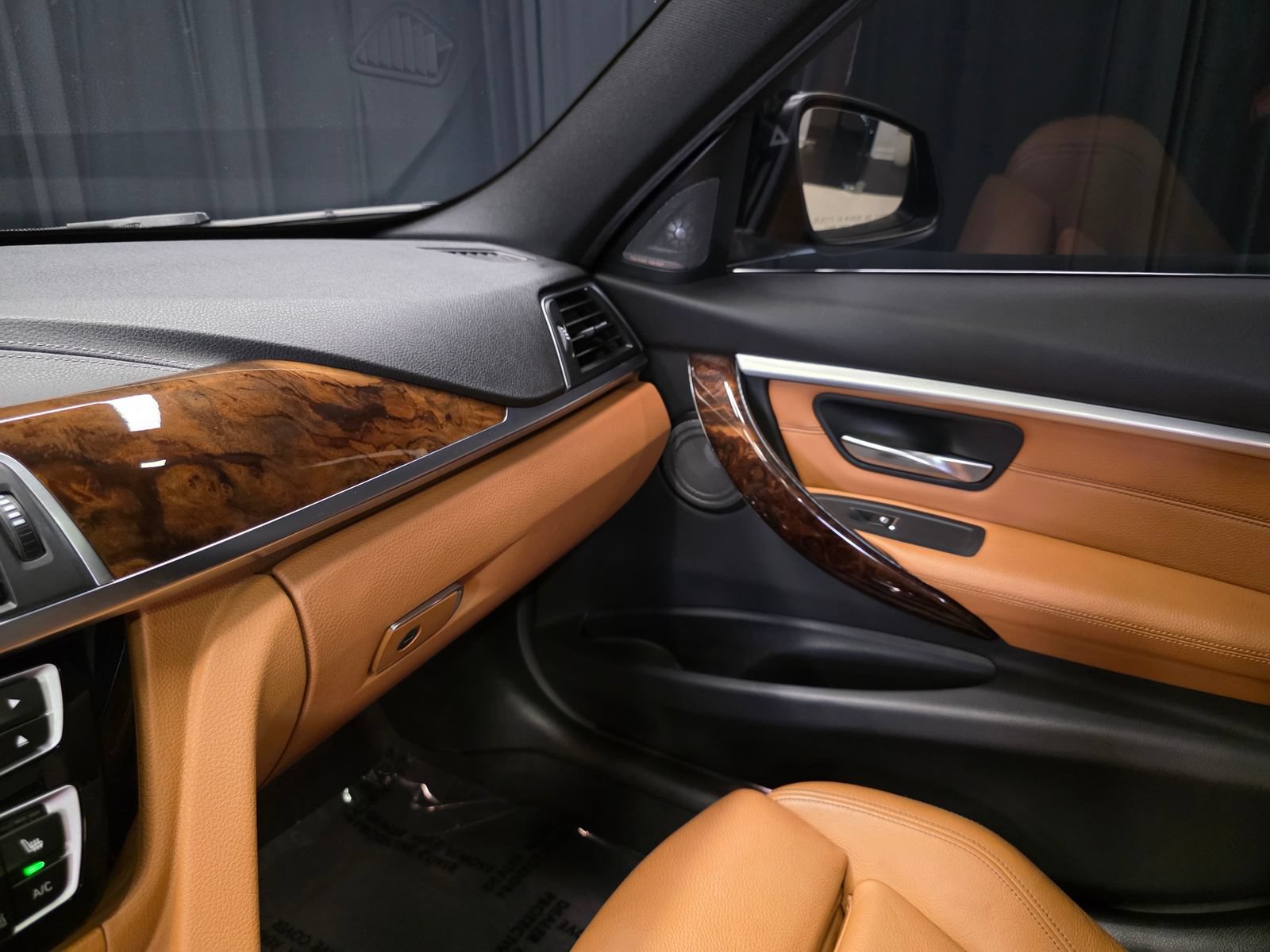 Used 2018 BMW 340i Sedan RWD image 31