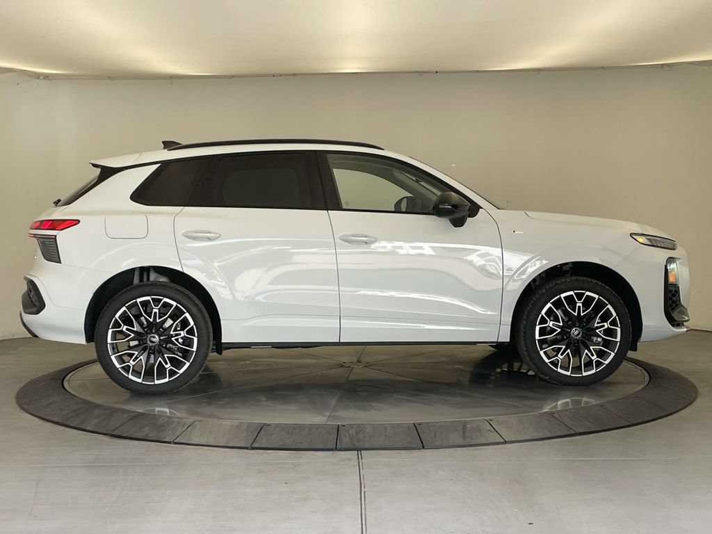 New 2026 Audi Q3 quattro 2.0T AWD/4WD image 8