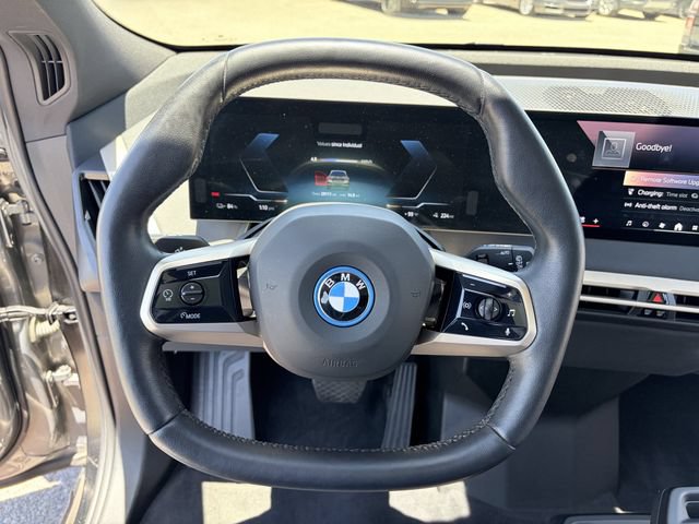 Certified 2024 BMW iX xDrive50 w/ Sport Package AWD/4WD image 25